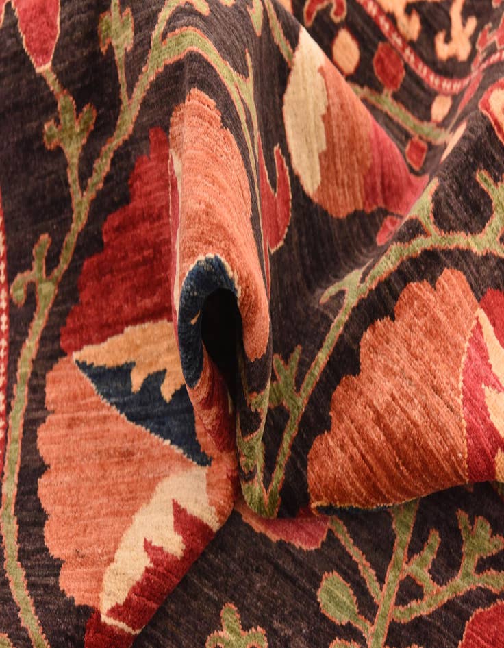 Detail image of 8' 1 x 9' 9  Hand Knotted Ariana Ziegler Rug