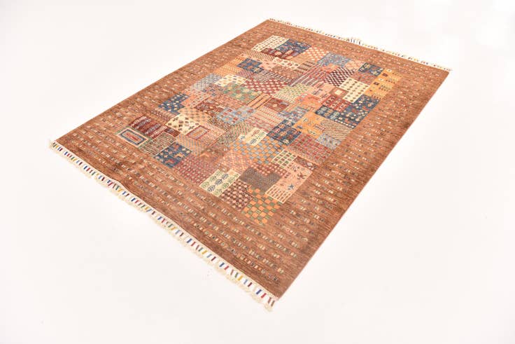 Detail image of 5' 1 x 6' 8 Hand Knotted Ariana Ziegler Rug