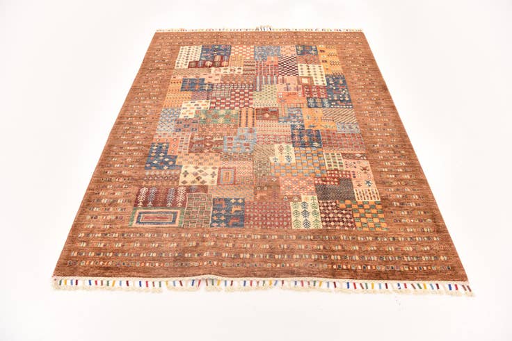 Detail image of 5' 1 x 6' 8 Hand Knotted Ariana Ziegler Rug