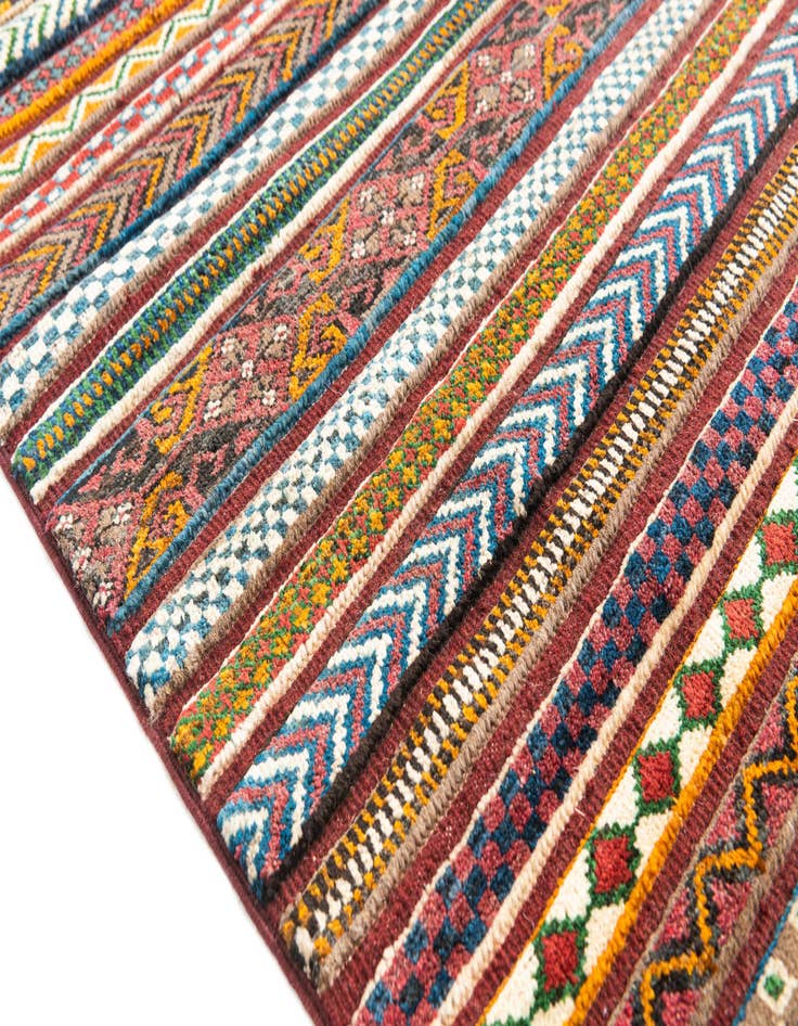 Detail image of 6' 8 x 9' 9  Hand Knotted Ariana Ziegler Rug