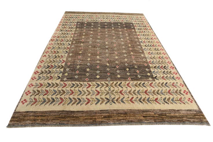 Detail image of 6' 4 x 10' Hand Knotted Ariana Ziegler Wool Rug