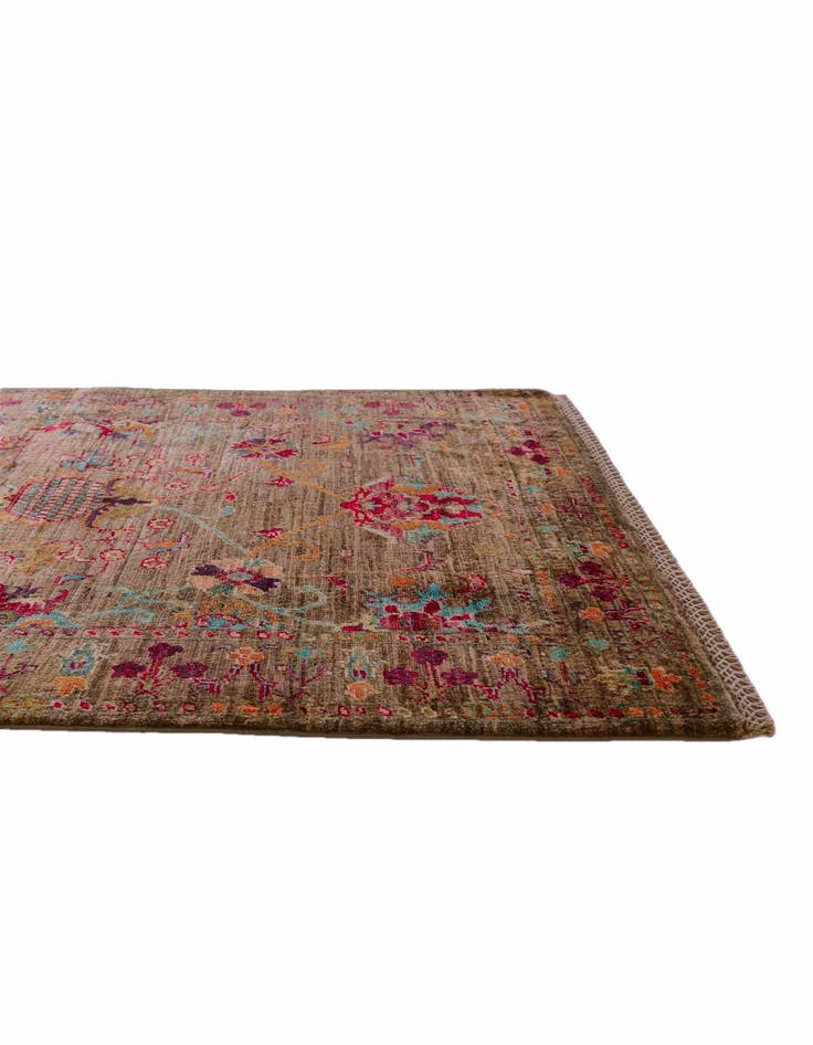 Detail image of 3' 1 x 4' 11 Hand Knotted Ariana Ziegler Rug
