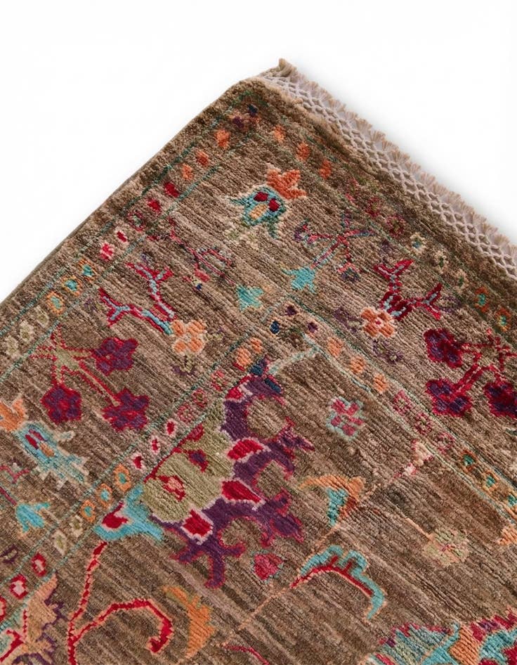 Detail image of 3' 1 x 4' 11 Hand Knotted Ariana Ziegler Rug