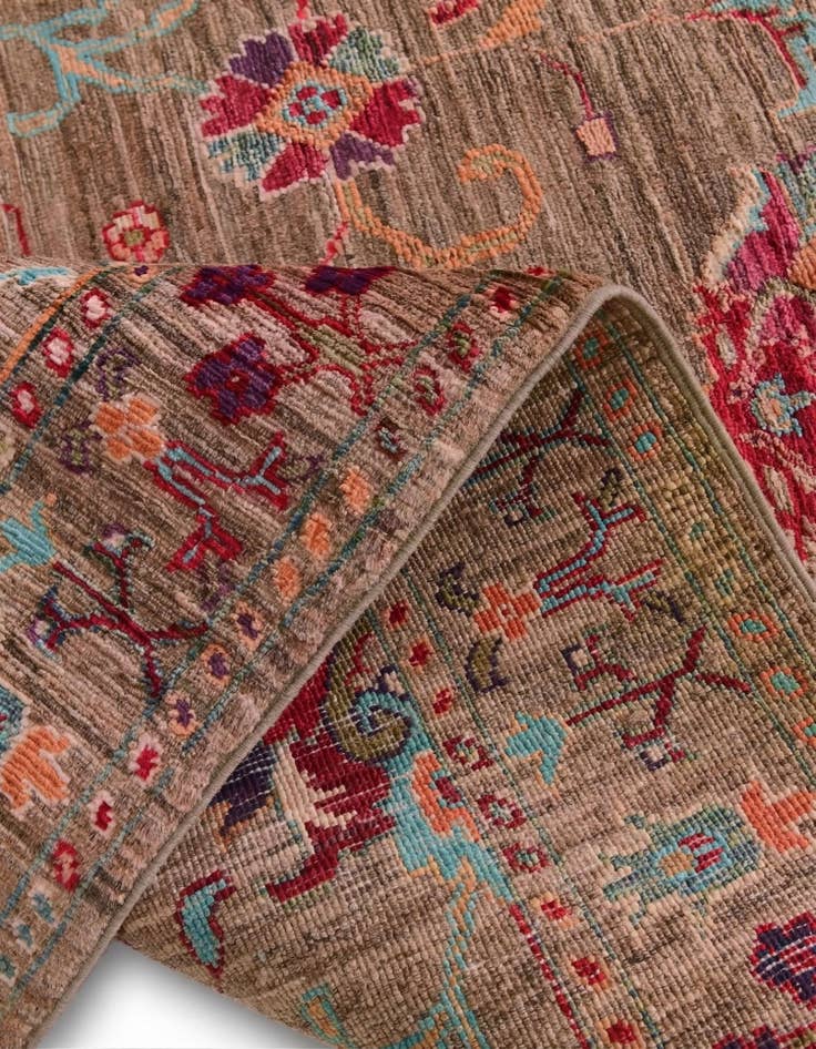 Detail image of 3' 1 x 4' 11 Hand Knotted Ariana Ziegler Rug