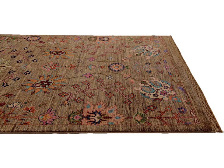 Detail image of 4' 1 x 6' 2 Hand Knotted Ariana Ziegler Rug