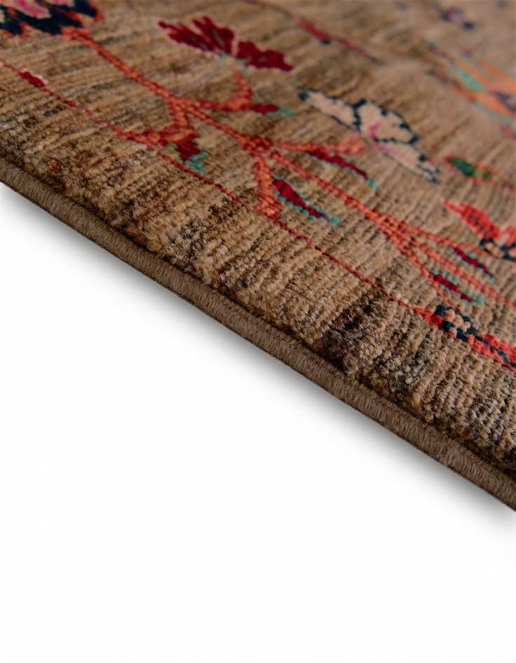 Detail image of 4' 1 x 6' 2 Hand Knotted Ariana Ziegler Rug