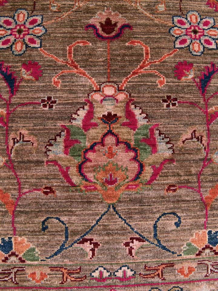 4' x 5' 11 Hand Knotted Ariana Ziegler Rug