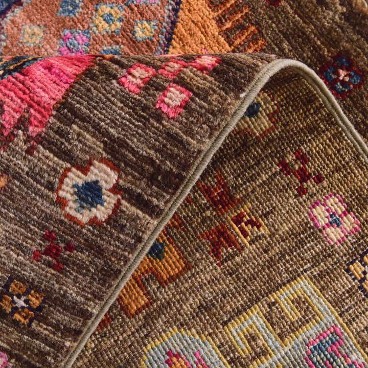 2' x 3' 2 Hand Knotted Ariana Ziegler Rug