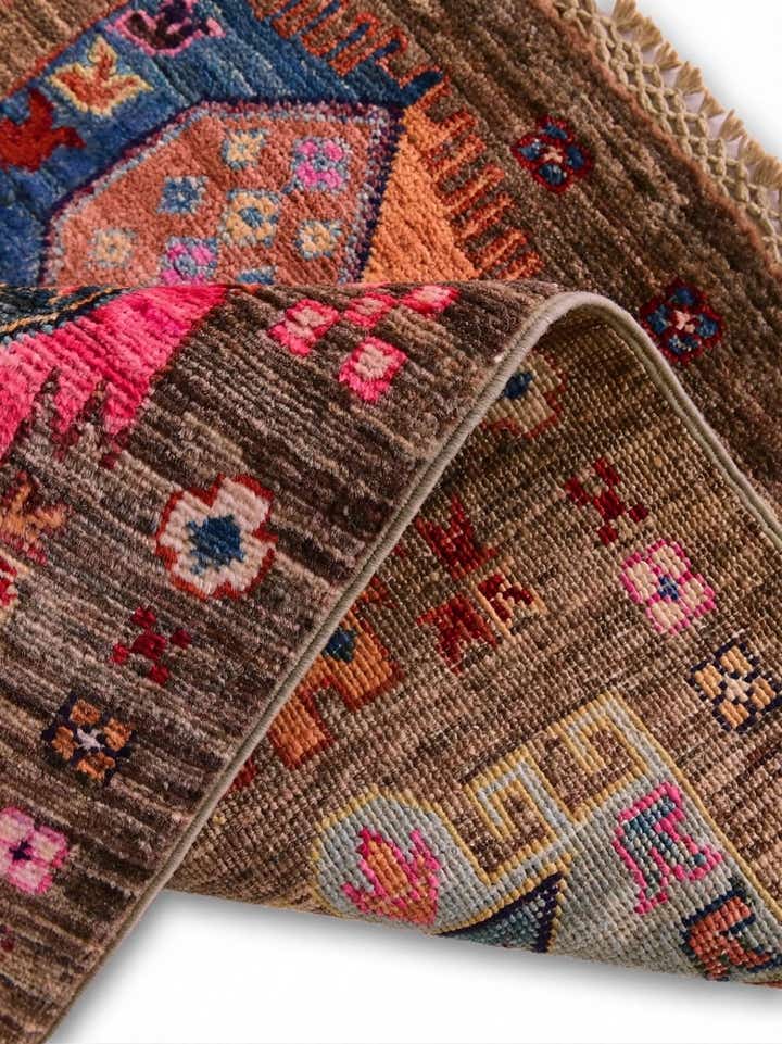 2' x 3' 2 Hand Knotted Ariana Ziegler Rug