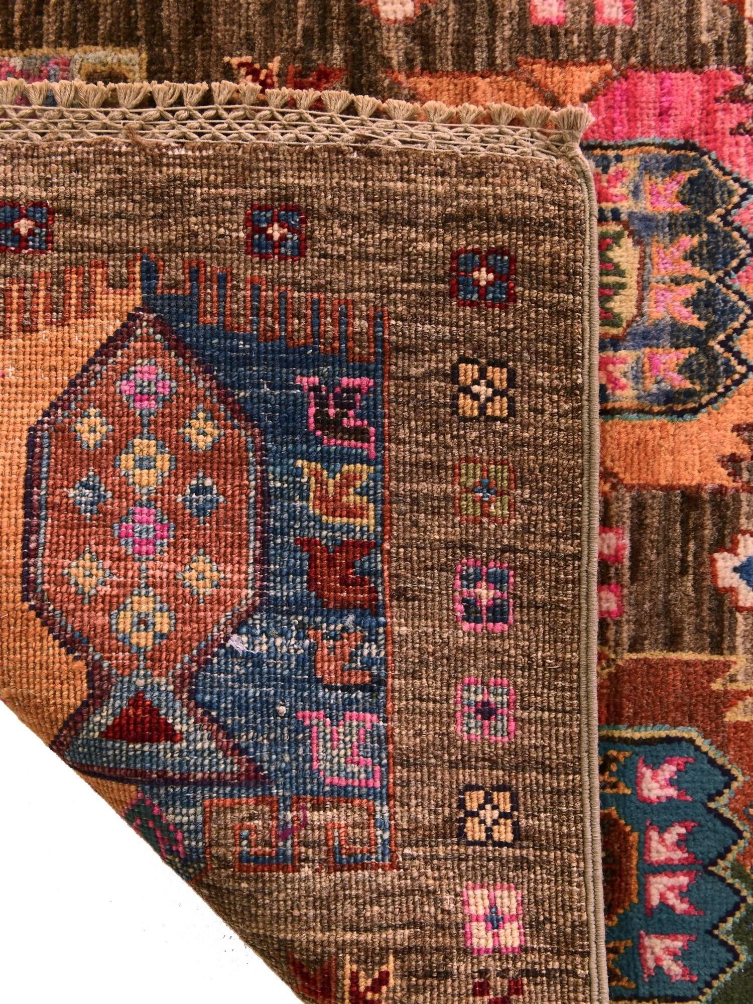 2' x 3' 2 Hand Knotted Ariana Ziegler Rug