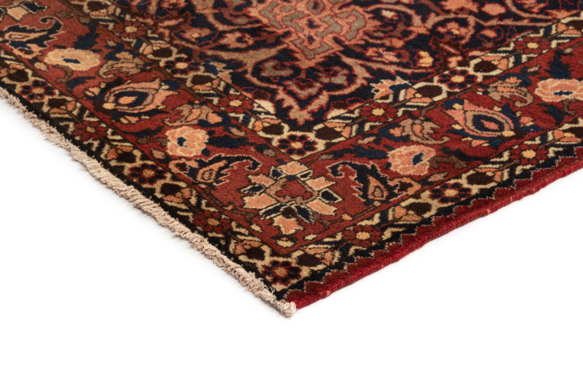 6' 8 x 10' 1 Bachtiar Wool Rug