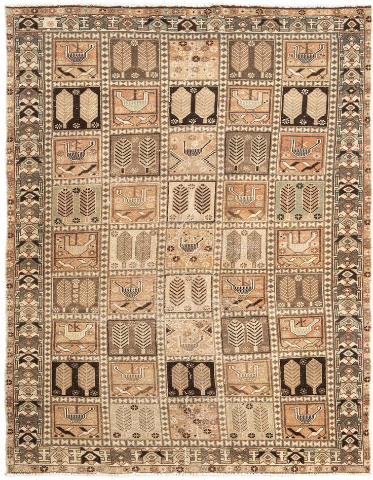 Detail image of 4' 8 x 9' 3 Bachtiar Wool Rug