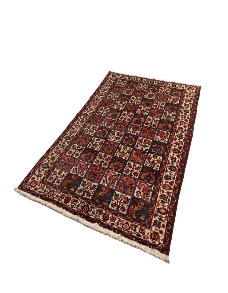 Detail image of 6' 10 x 9' 9 Bachtiar Wool Rug