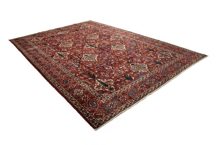 Detail image of 12' 2 x 18' 3 Bachtiar Wool Rug