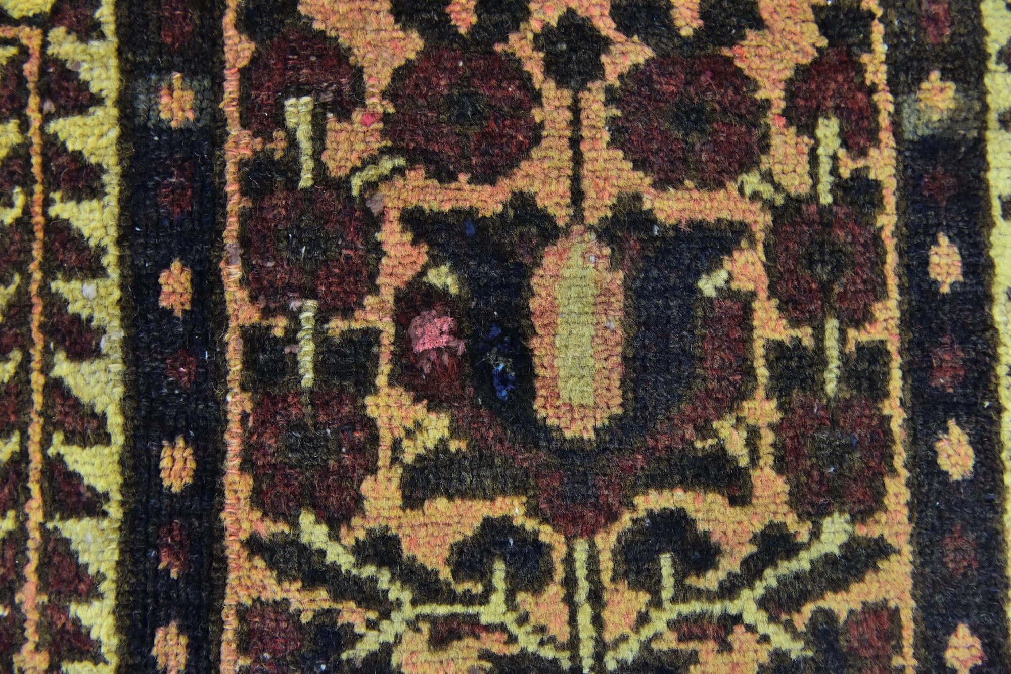 3' 8 x 6' 6 Hand Knotted Bakhtiar Persian Wool Rug