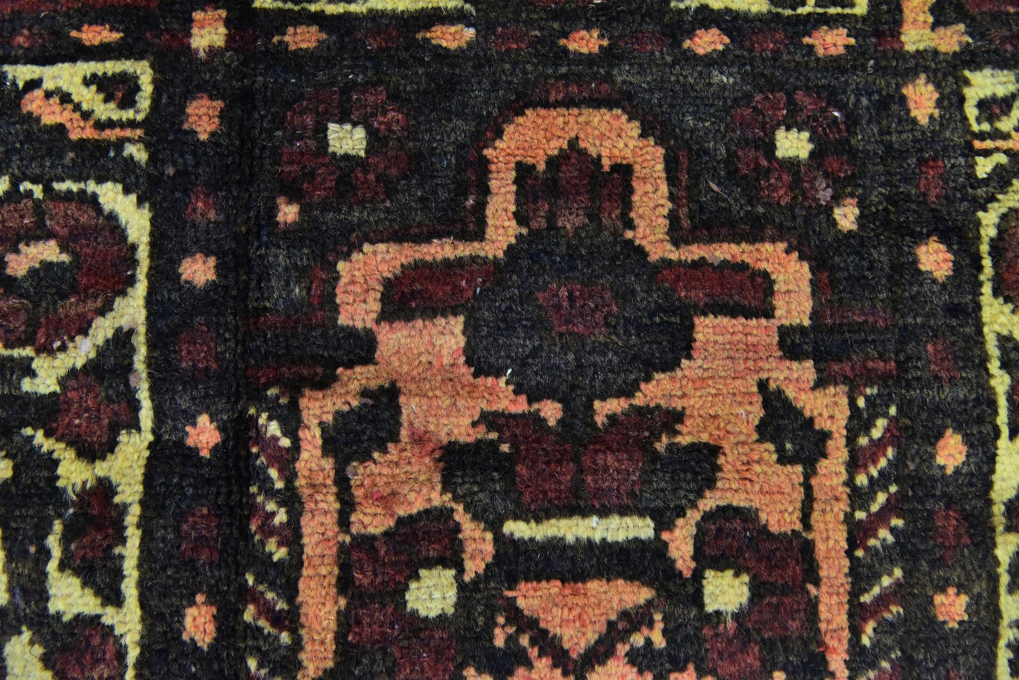 3' 8 x 6' 6 Hand Knotted Bakhtiar Persian Wool Rug
