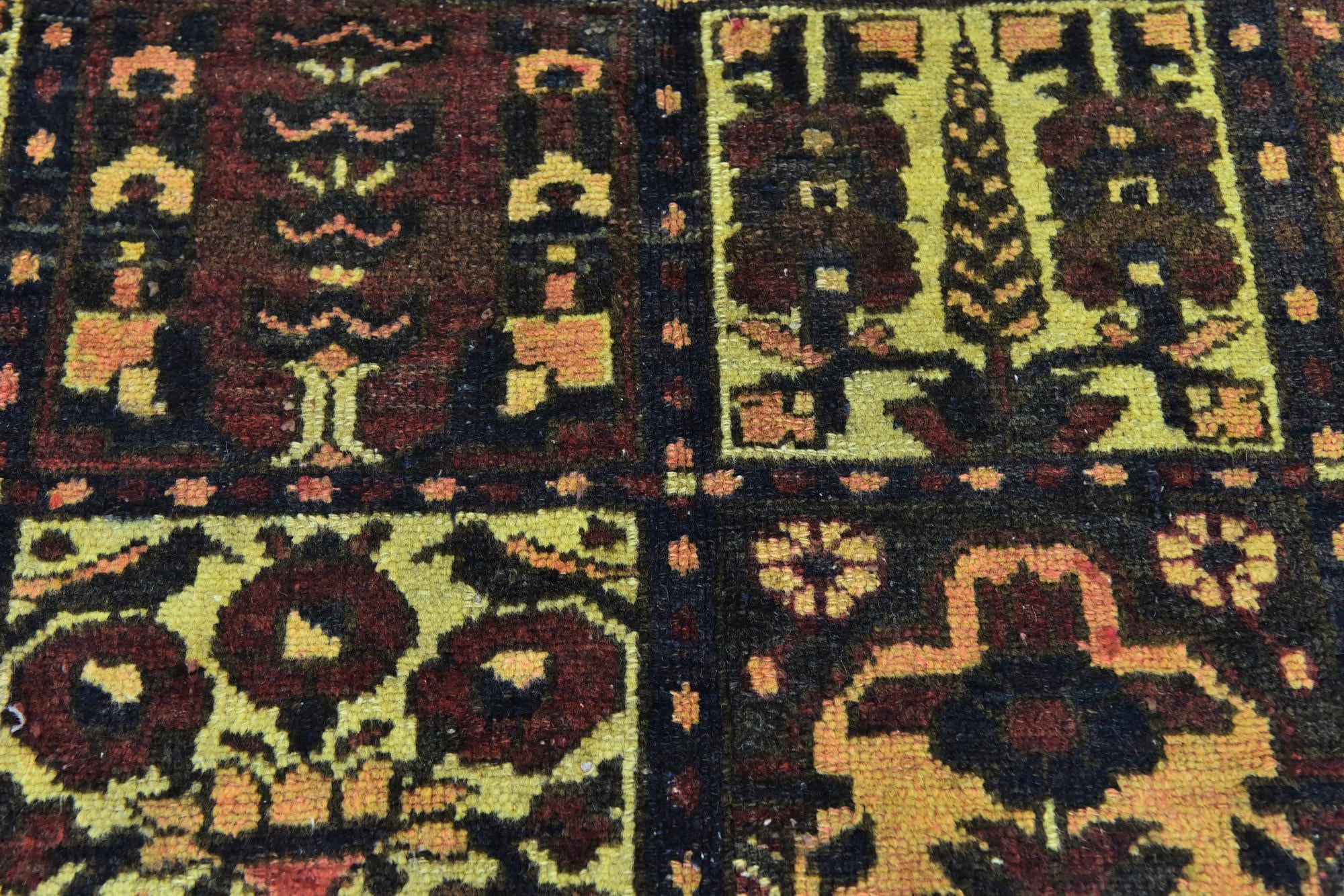3' 8 x 6' 6 Hand Knotted Bakhtiar Persian Wool Rug