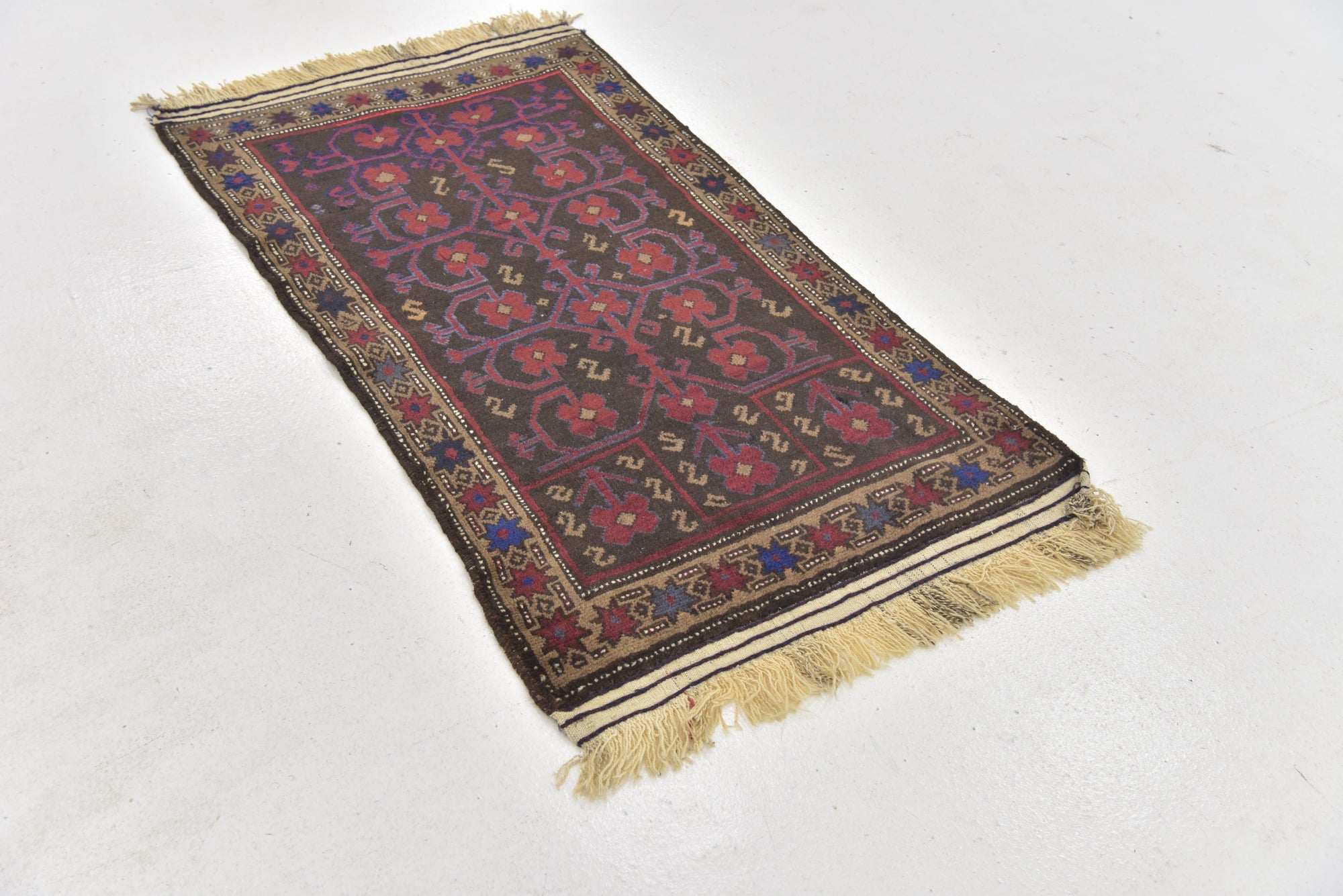 2' 6 x 4' 8 Hand Knotted Balouch Persian Wool Rug