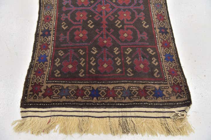 2' 6 x 4' 8 Hand Knotted Balouch Persian Wool Rug