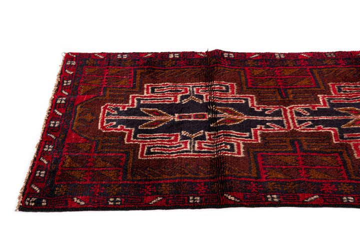 2' 9 x 4' 10 Hand Knotted Balouch Persian Wool Rug
