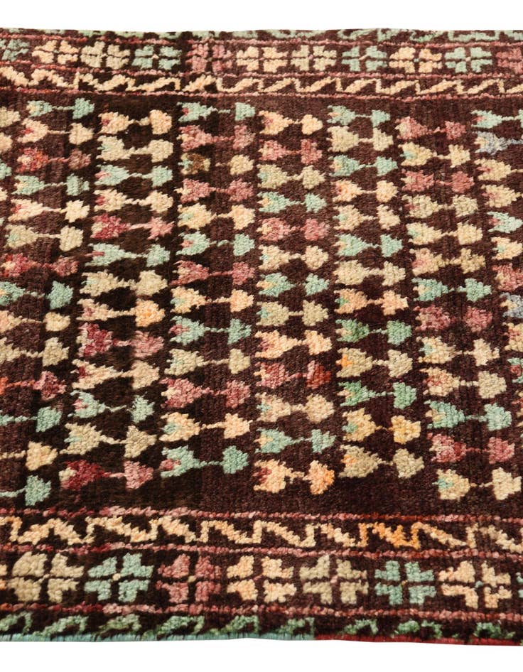 Detail image of 2' 9 x 4' 6 Hand Knotted Balouch Wool Rug