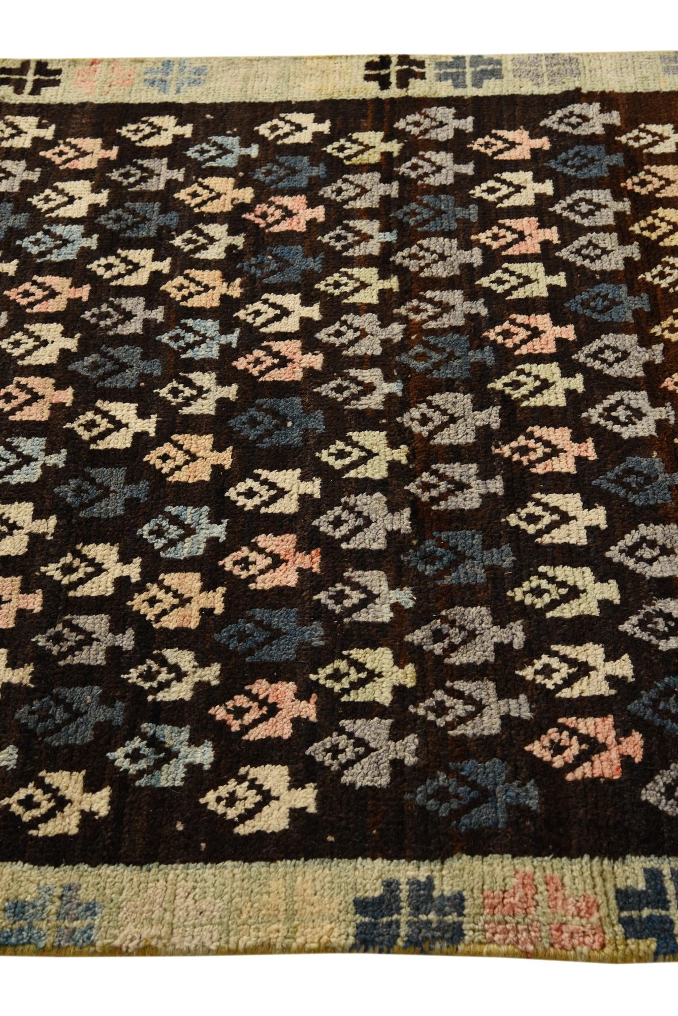 4' x 6' 4 Hand Knotted Balouch Wool Rug