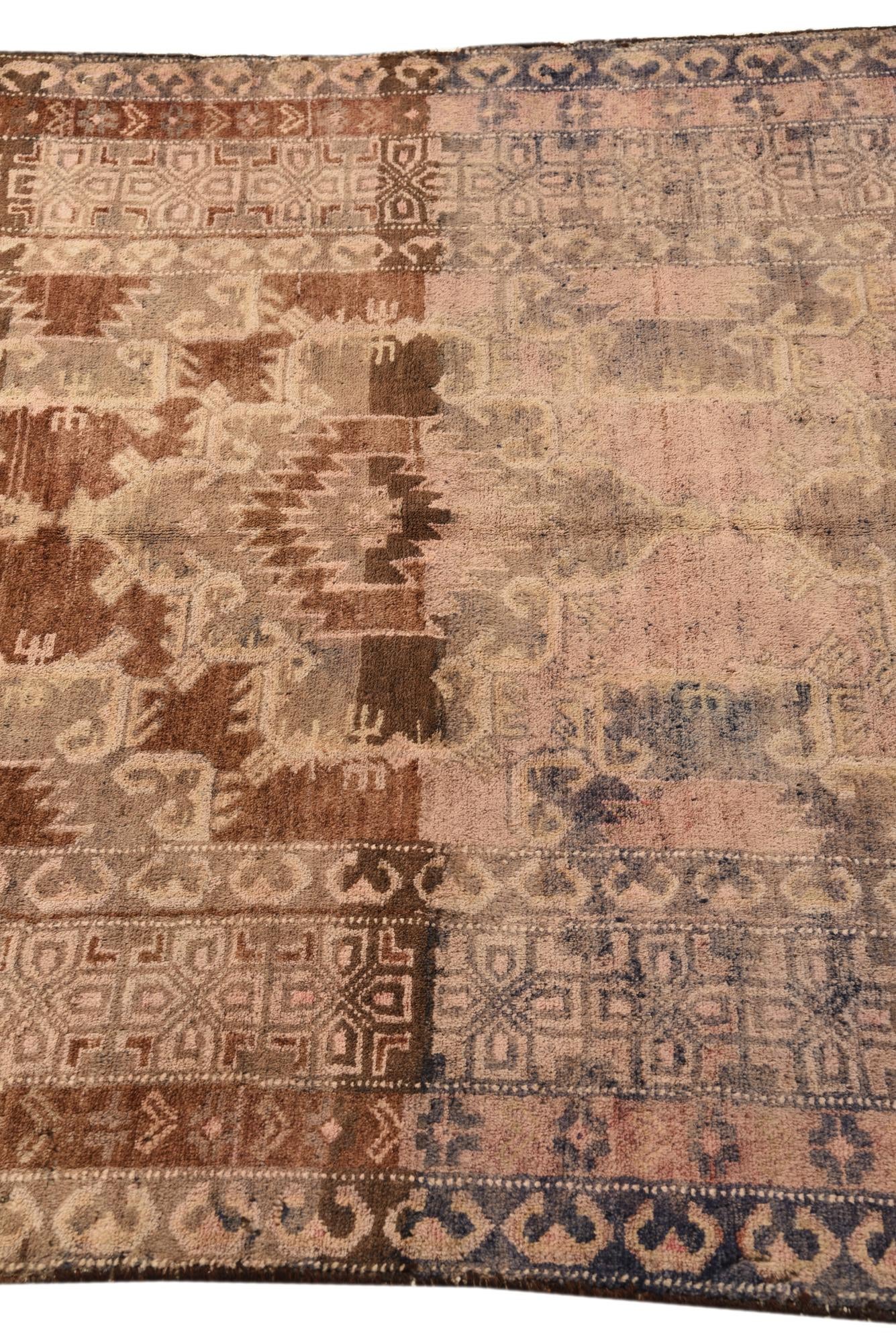 3' 9 x 6' 9 Hand Knotted Balouch Persian Wool Rug
