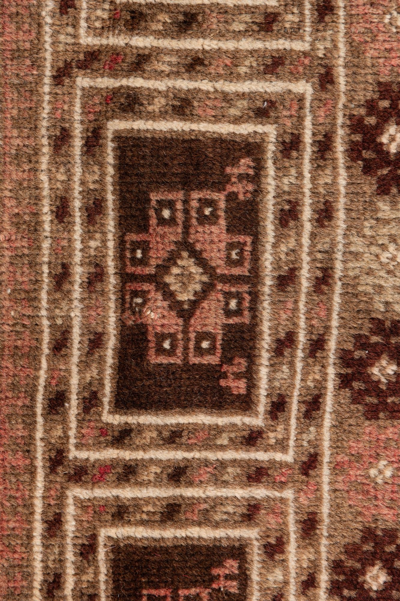 2' 10 x 4' 10 Hand Knotted Balouch Wool Rug