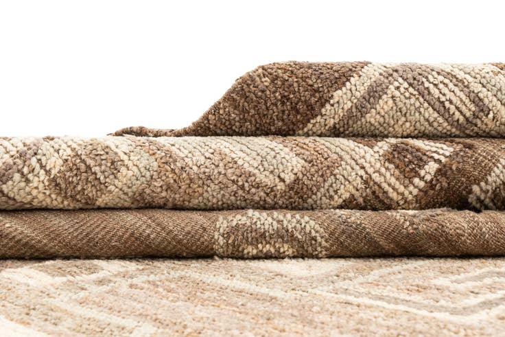 Detail image of 9' 1 x 12' 4 Hand Knotted Beni Marok Rug