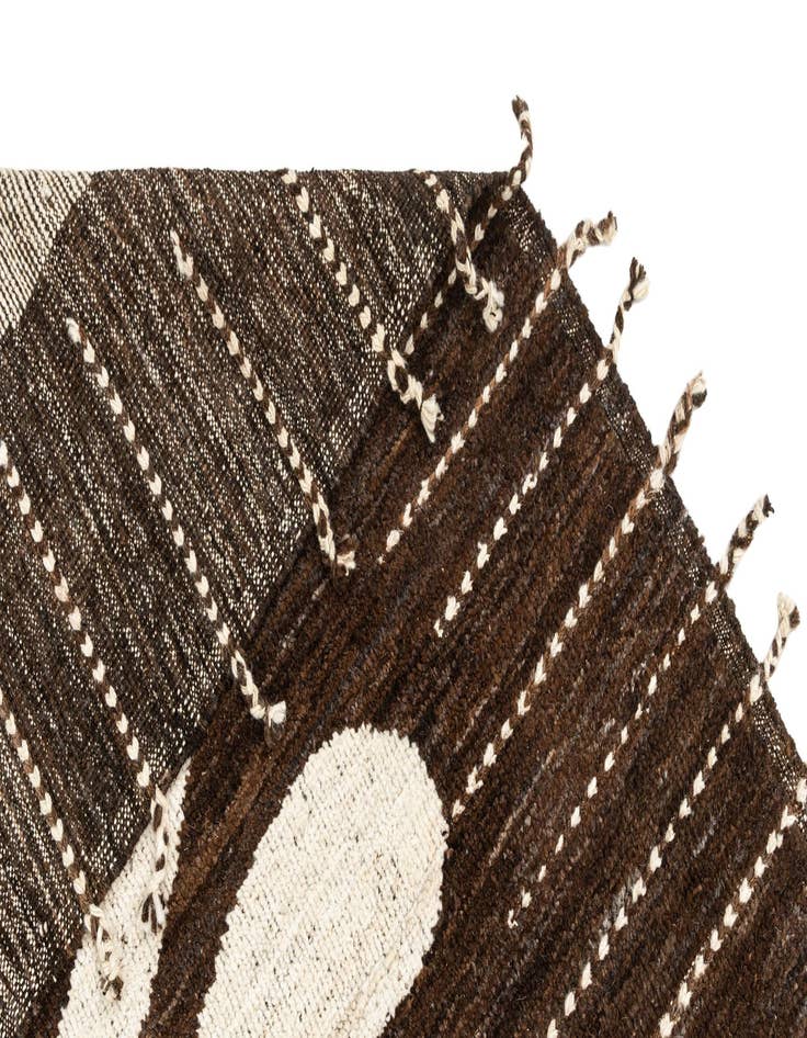 Detail image of 8' 4 x 9' 11 Hand Knotted Beni Marok Rug