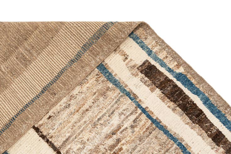 Detail image of 9' 1 x 12' 2 Hand Knotted Beni Marok Rug