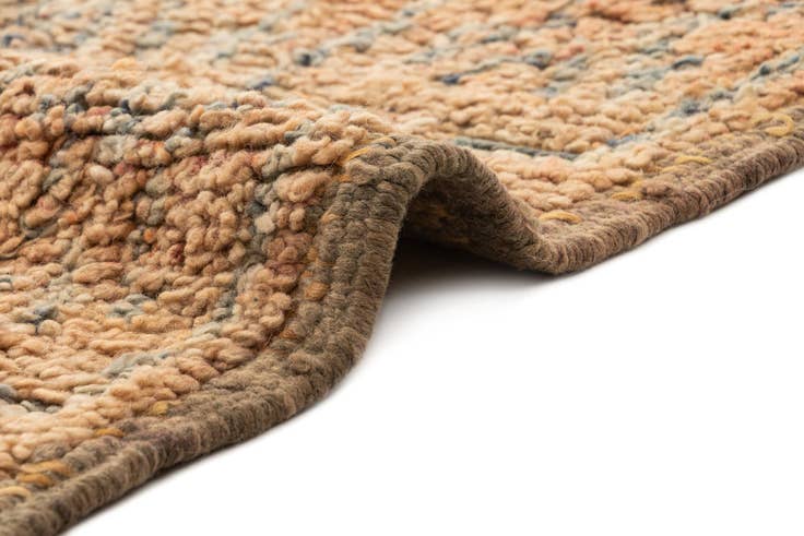 Detail image of 6' 6 x 8' 9 Berber Rug