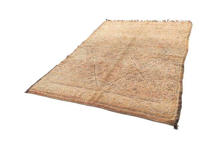 6' 6 x 8' 9 Berber Rug