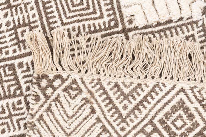 2' 2 x 3' 2 Handmade Braided Jute Rug