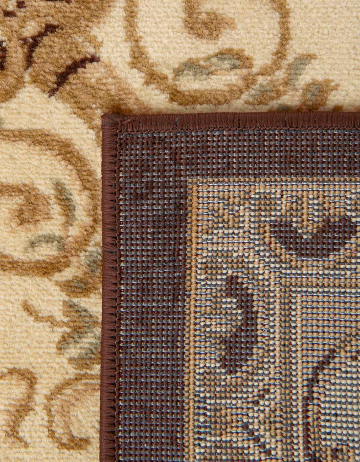 Detail image of 7' x 10' Chateau Rug