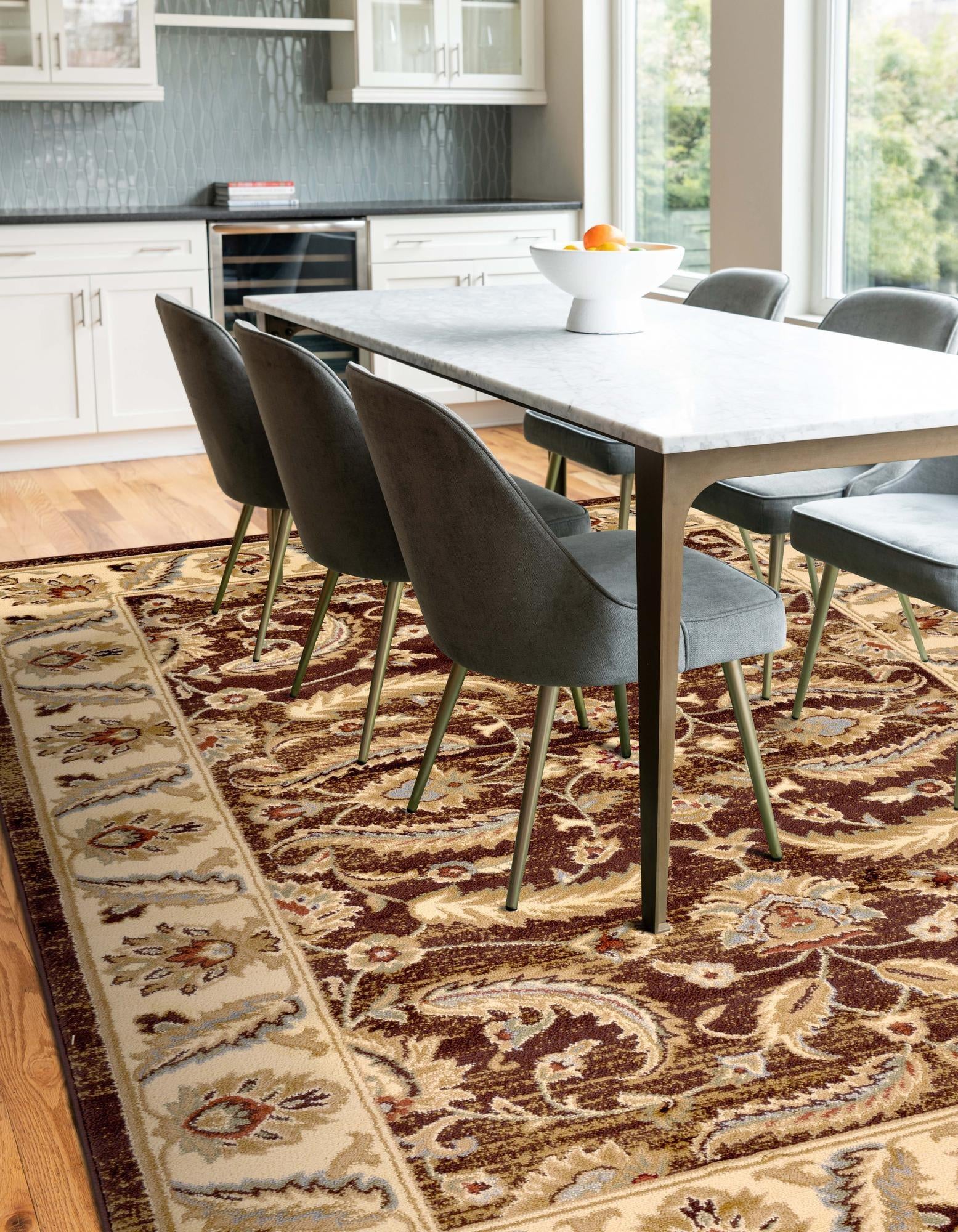 2' 2 x 3' Classic Agra Rug