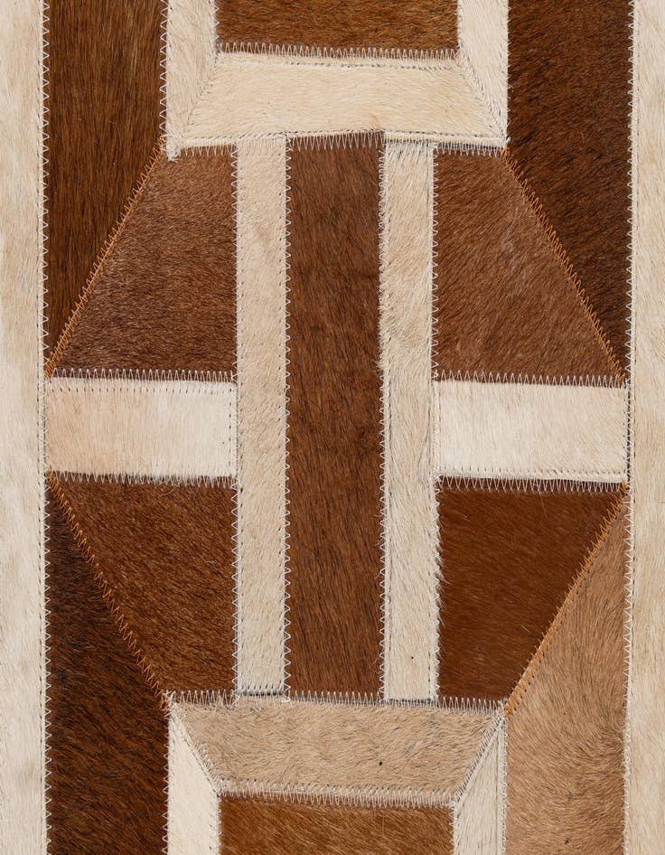 Detail image of 5' 1 x 8' 2 Cowhide - Patchwork Rug