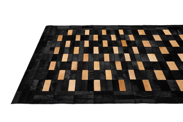 Detail image of 5' x 7' 11 Cowhide - Patchwork Rug