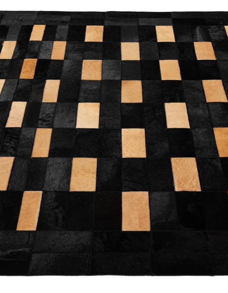 Detail image of 5' x 7' 11 Cowhide - Patchwork Rug