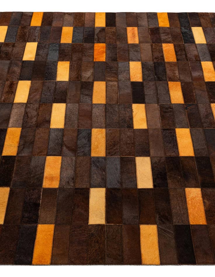 Detail image of 5' x 7' 10 Cowhide - Patchwork Rug