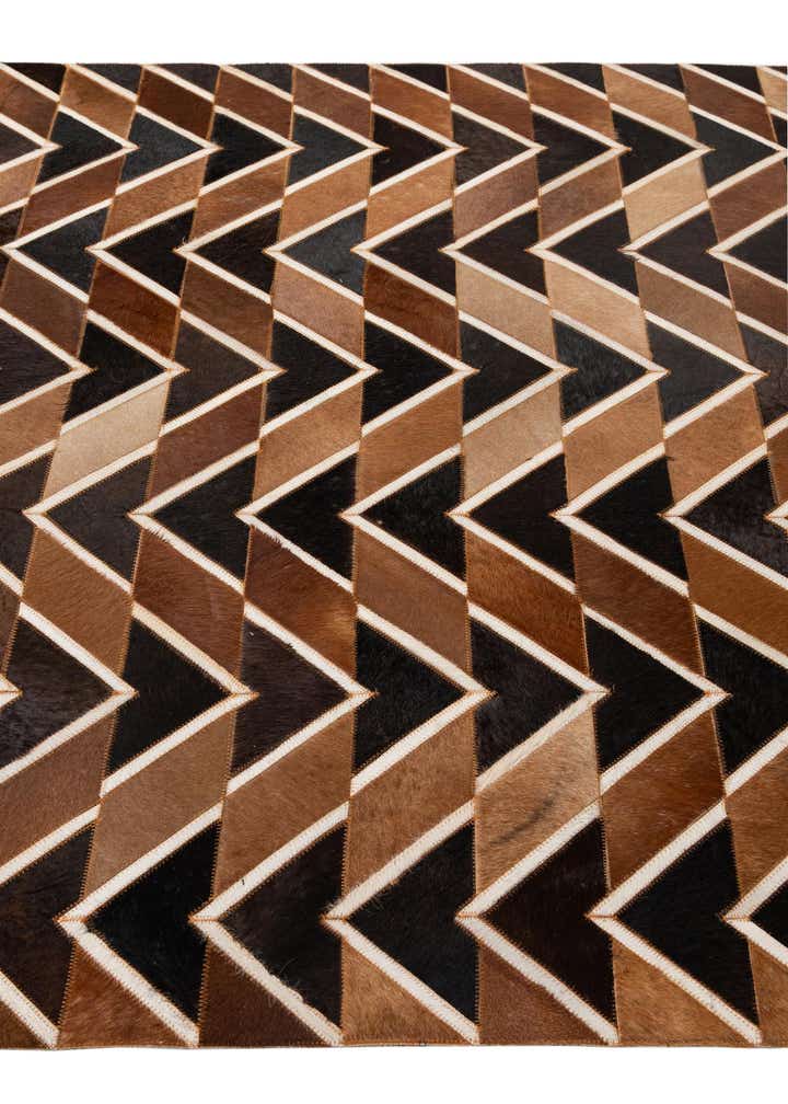 5' 1 x 8' Cowhide - Patchwork Rug