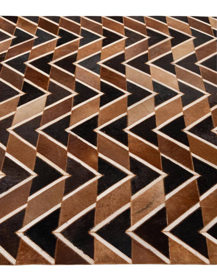 Detail image of 5' 1 x 8' Cowhide - Patchwork Rug