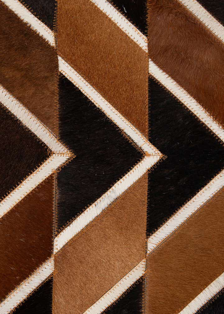5' 1 x 8' Cowhide - Patchwork Rug