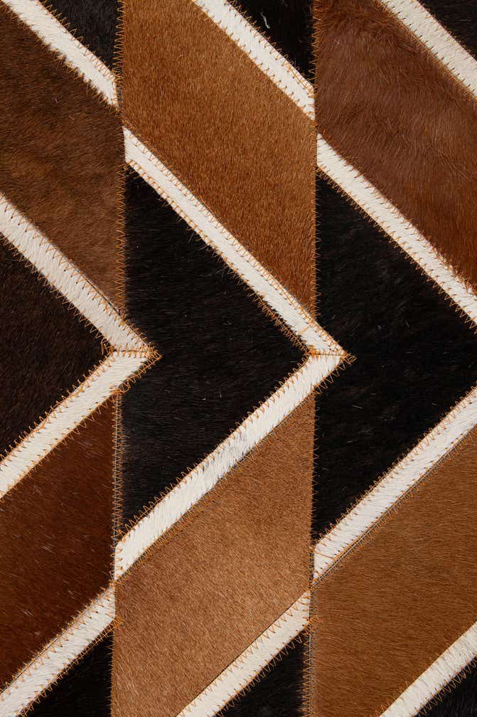 5' 1 x 8' Cowhide - Patchwork Rug