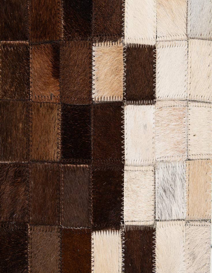 Detail image of 5' 1 x 8' 1 Cowhide - Patchwork Rug
