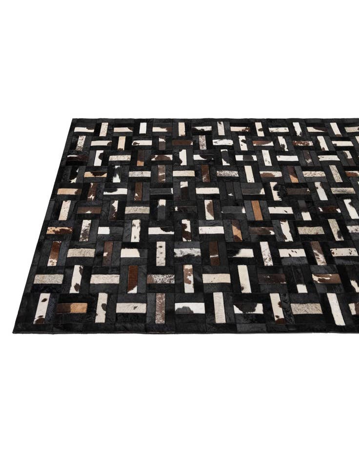 Detail image of 5' 2 x 8' Cowhide - Patchwork Rug