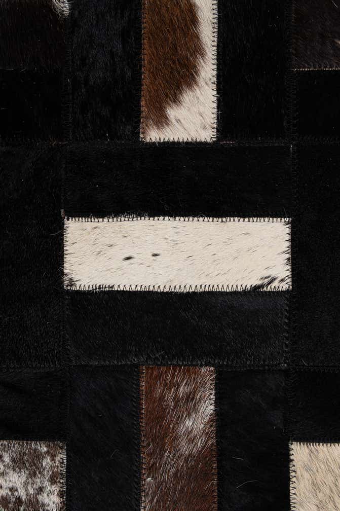 5' 2 x 8' Cowhide - Patchwork Rug