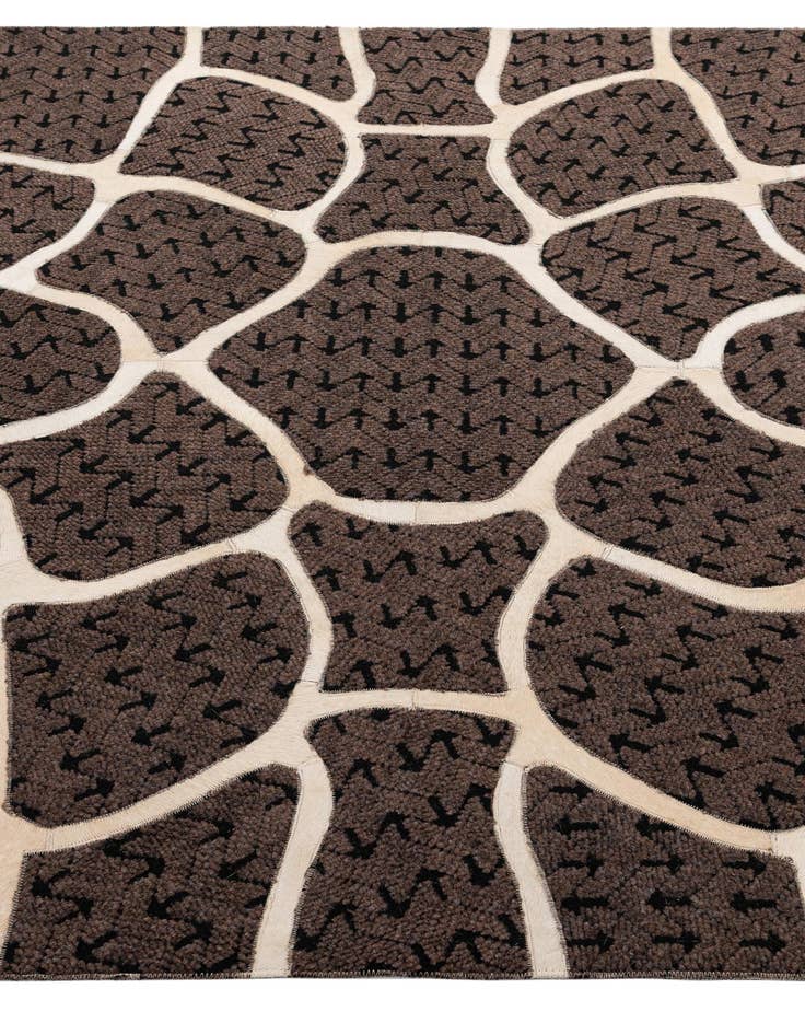 Detail image of 5' 2 x 8' Cowhide - Patchwork Rug