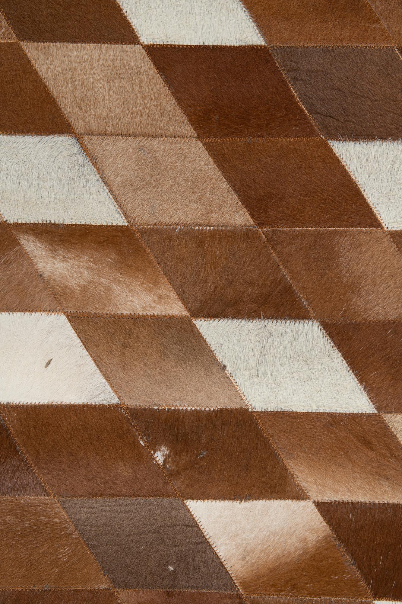 5' x 7' 8 Cowhide Leather Rug