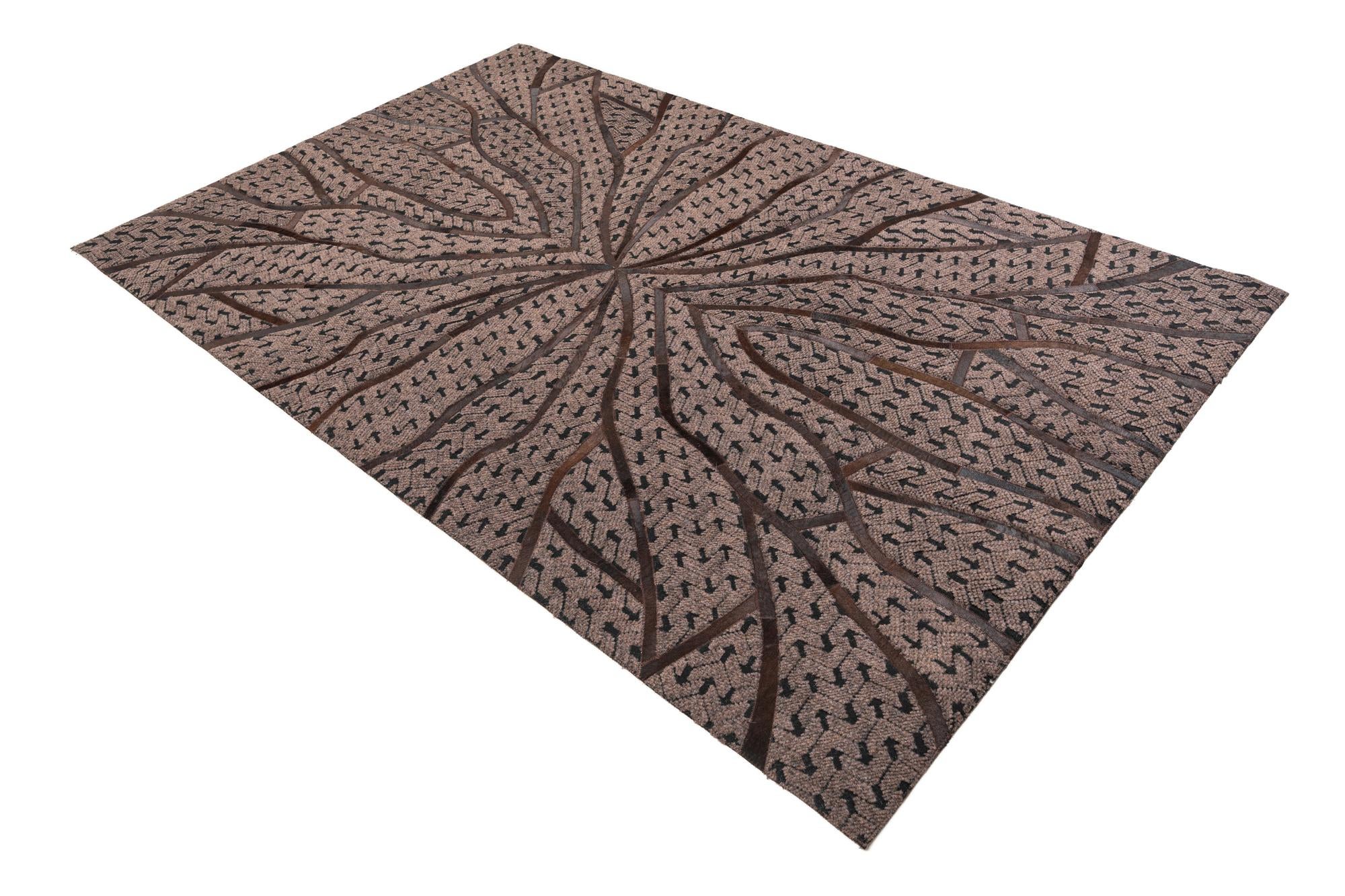 5' 2 x 8' Cowhide Leather Rug